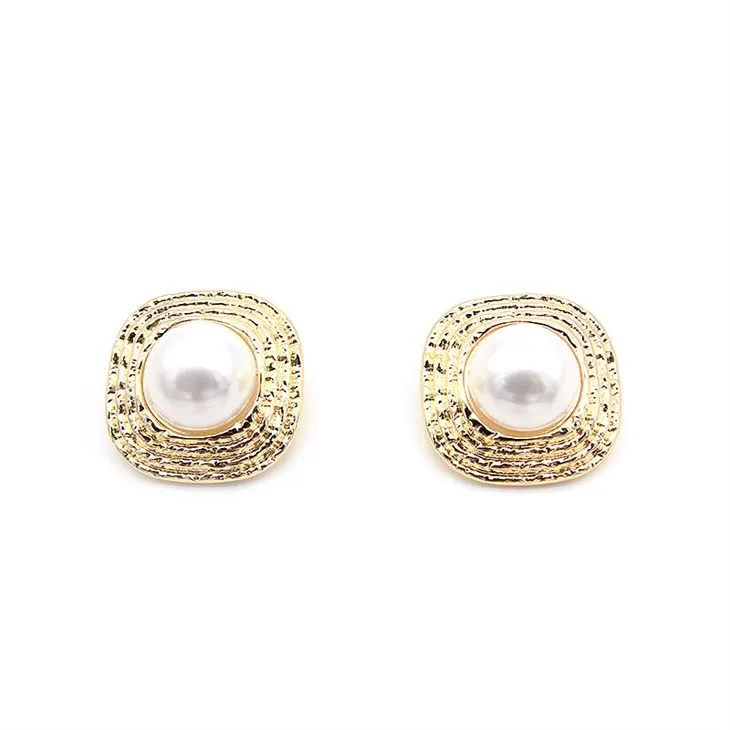 Anting-anting Moden
